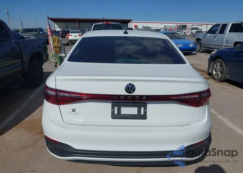 2025 Volkswagen Jetta 1.5T S из США, поврежденный, VIN 3VW5X7BU6SM071551